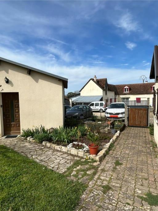 Studio Proche Beauval Et Chateaux De La Loire Francueil Exterior photo